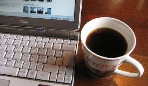 bureau-cafe-ordi_411