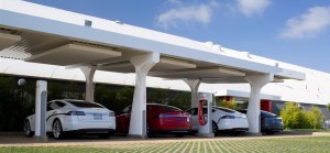 Tesla-supercharger